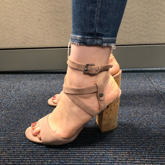 Sigerson Morrison Block Heel Suede Sandel - Picture 3 of 7